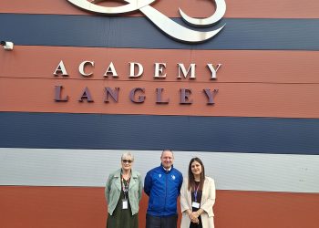 Q3 Academy Langley celebrates national recognition as a DfE Lead Hub School